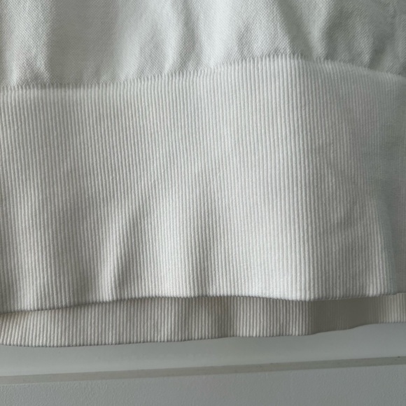 OFFLINE BY AERIE cropped fitted tee size Large - Picture 2 of 3